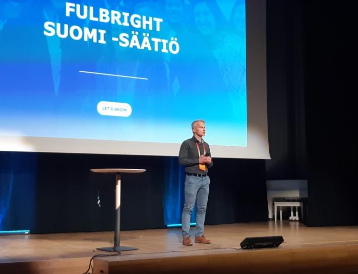 Fulbright Finland alumni Pasi Rangell presenting at Pro-Rexi