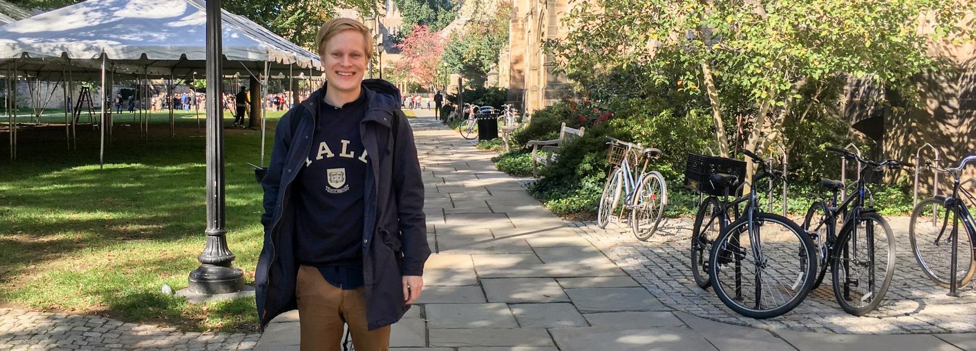 Fulbright Finland alum Tuomas Lihr on Yale campus on a sunny fall day