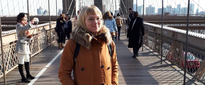 Veera Laine on Brooklyn Bridge during a cold day