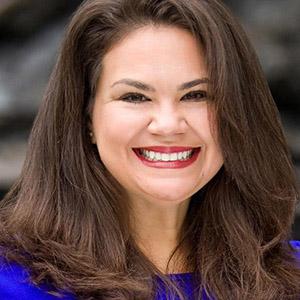 Headshot of Kelly Day